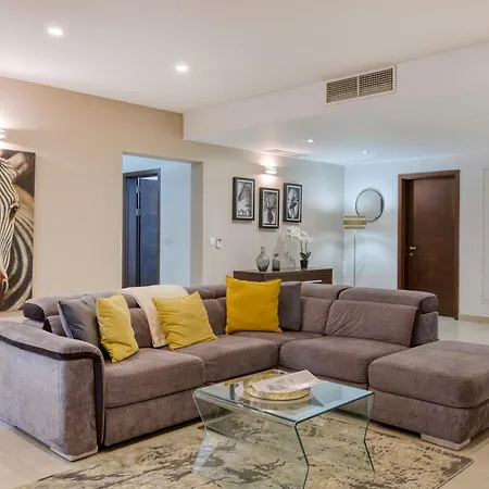 Apartman Designer, Luxurious 3br In Pender Gardens By 360 Estates San Ġiljan