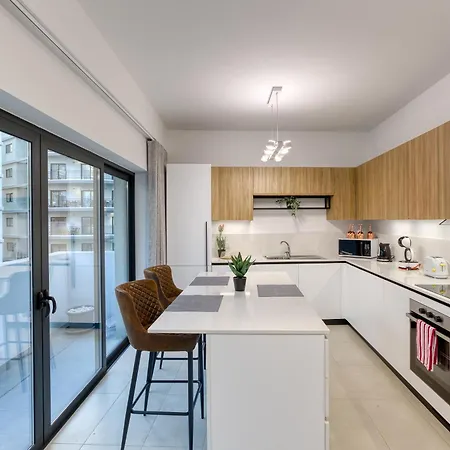 Apartman Designer, Luxurious 3br In Pender Gardens By 360 Estates San Ġiljan