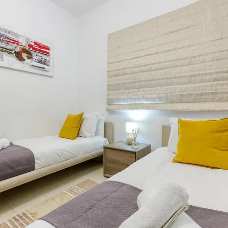 Designer, Luxurious 3br In Pender Gardens By 360 Estates San Ġiljan