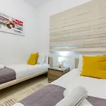 Designer, Luxurious 3br In Pender Gardens By 360 Estates San Ġiljan