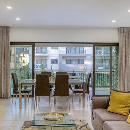 Apartament Designer, Luxurious 3br In Pender Gardens By 360 Estates
