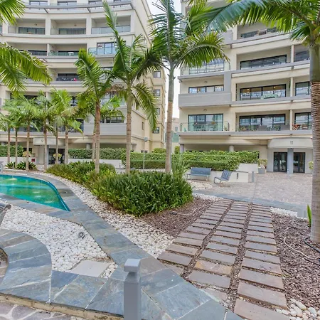 Apartment Designer, Luxurious 3br In Pender Gardens By 360 Estates Saint Julian's