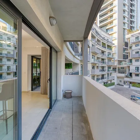Designer, Luxurious 3br In Pender Gardens By 360 Estates Сент Джулианс