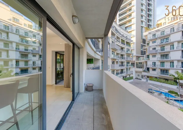 Designer, Luxurious 3br In Pender Gardens By 360 Estates St. Julian's