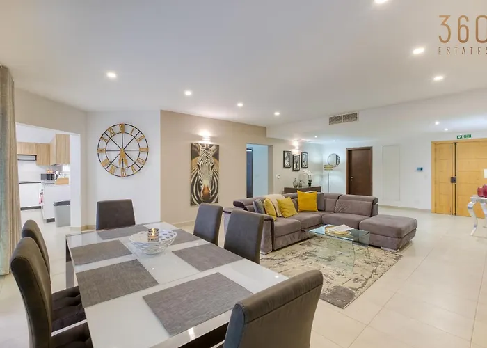 Apartman Designer, Luxurious 3br In Pender Gardens By 360 Estates