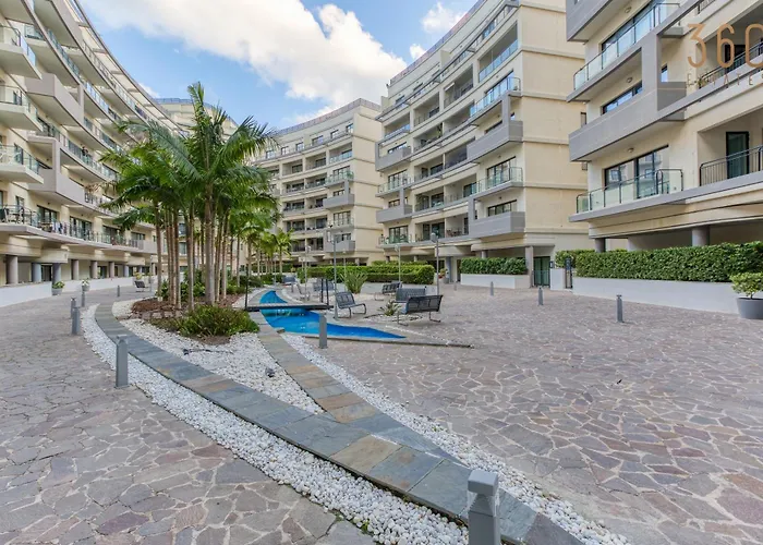 Apartman Designer, Luxurious 3br In Pender Gardens By 360 Estates *