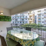 Designer, Luxurious 3br In Pender Gardens By 360 Estates *