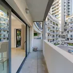 Designer, Luxurious 3br In Pender Gardens By 360 Estates Saint Julian's