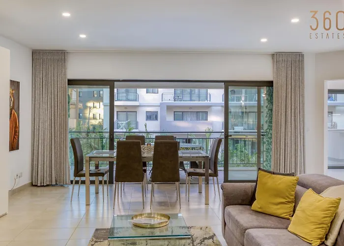 Appartement Designer, Luxurious 3br In Pender Gardens By 360 Estates